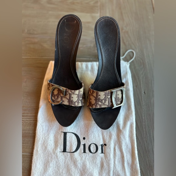 Authentic Christian Dior women’s canvas slides size euro 39 or US 8.5 - Picture 5 of 6